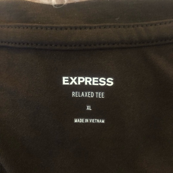 Express Relaxed Top - Picture 2 of 5